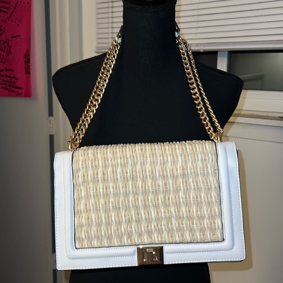 White / Straw Bag / INC - Picture 1 of 3